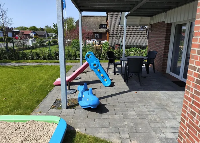 Krabbe, 8 Personen, 3-4 Schlafzimmer